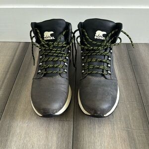 Sorel Mac Hill sneaker boots